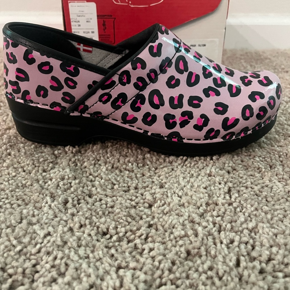 Sanita pink and black leopard print EU size  38 US size 8